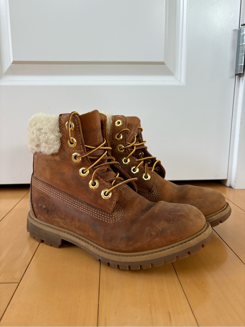 Timberland Brown Leather Shearling-Trim Work Boots Size 6.5